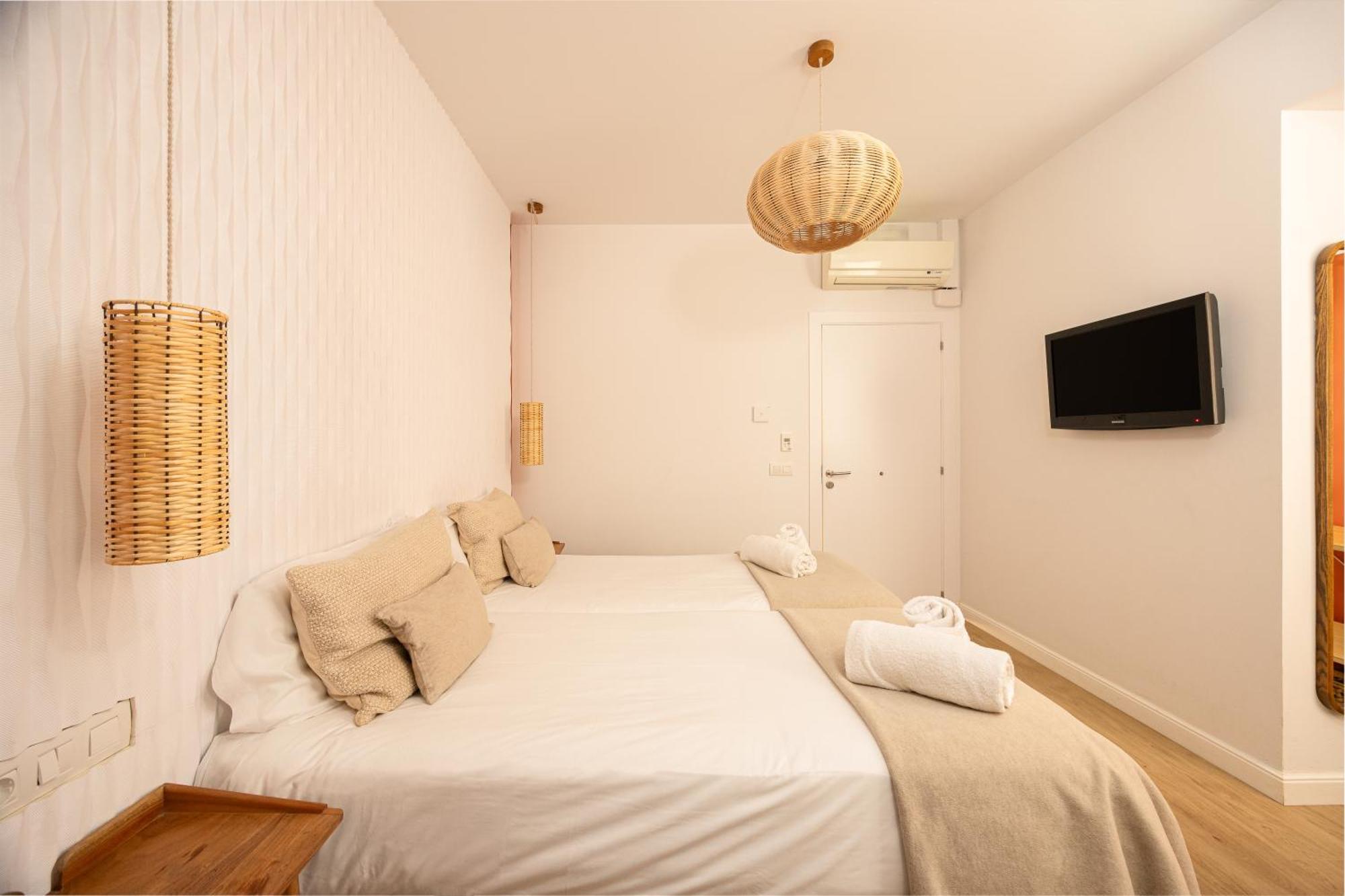 Отель Hostal Barcelona Centro Экстерьер фото