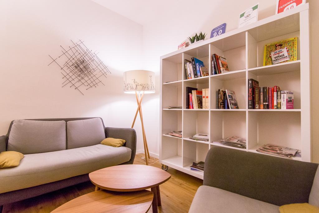 Отель Hostal Barcelona Centro Экстерьер фото