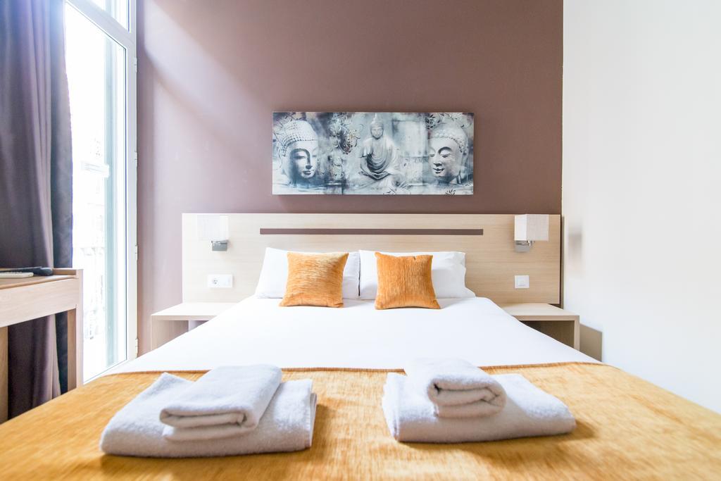 Отель Hostal Barcelona Centro Экстерьер фото